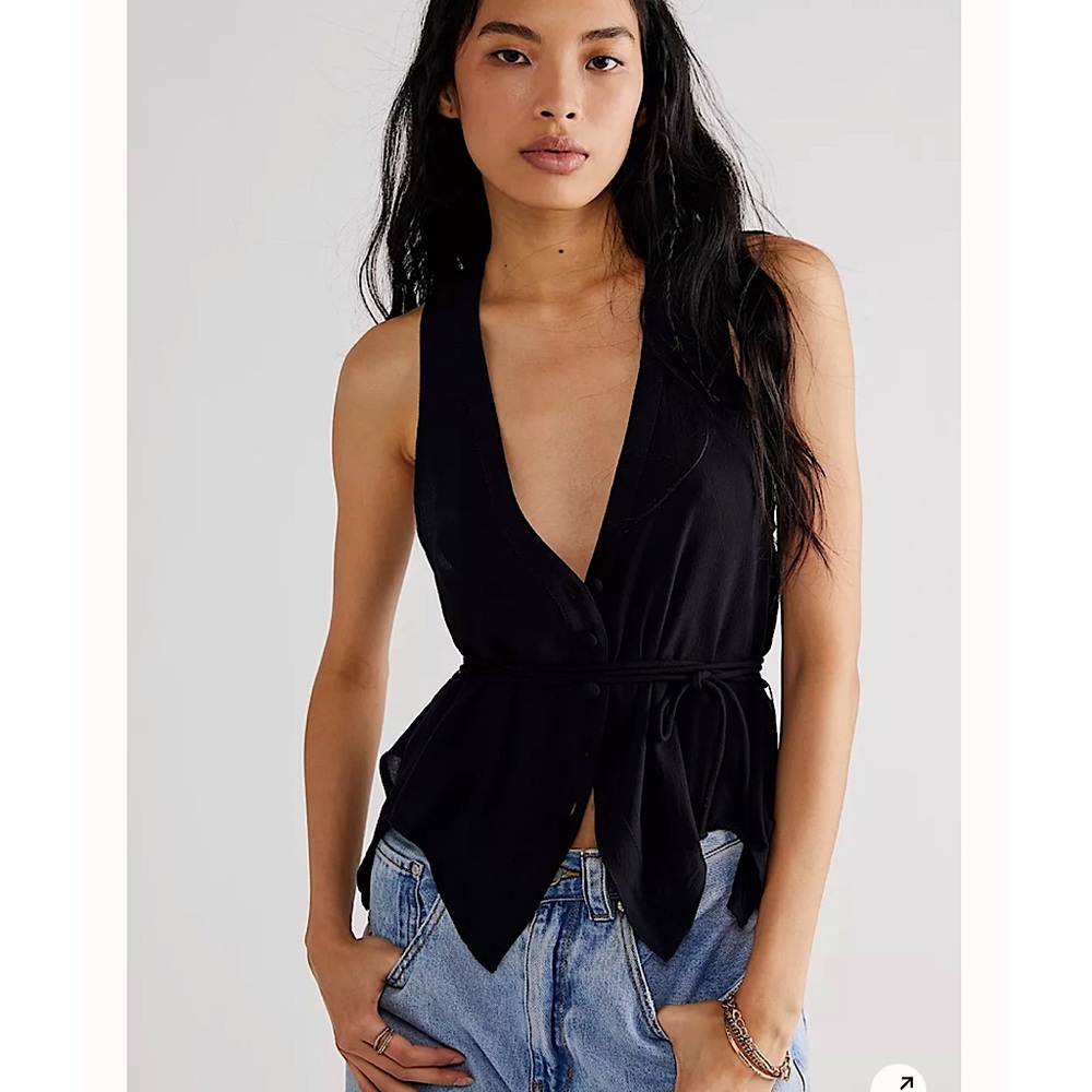 Free People Sheena Vest in Black. Size Small. NWOT